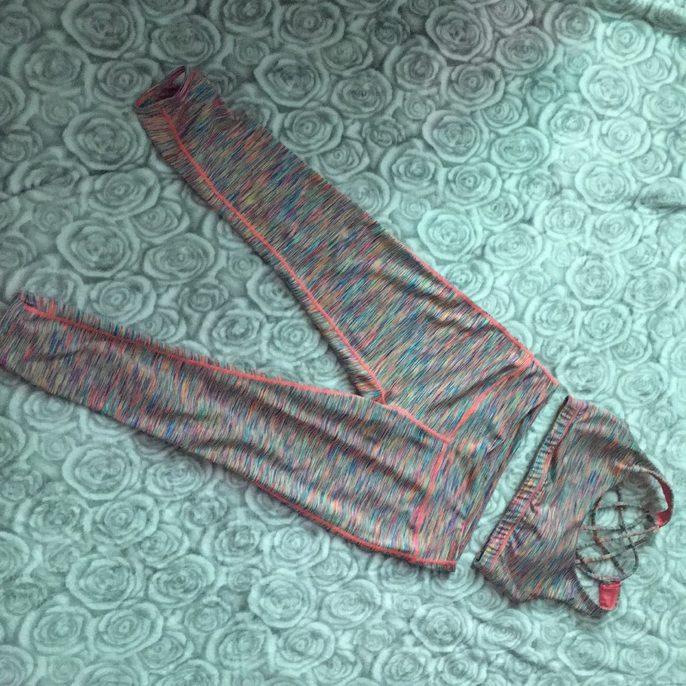 Women’s leggings and sport bra set